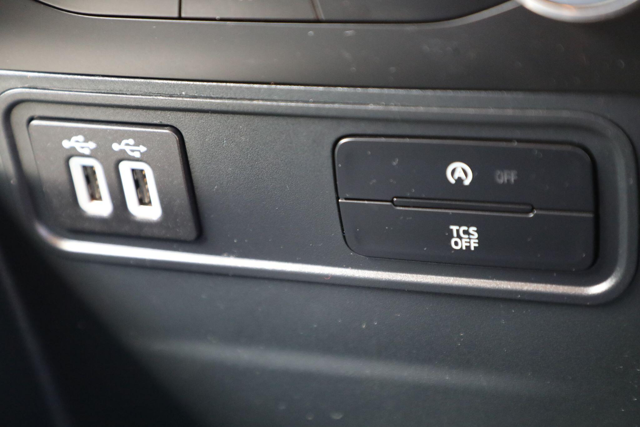 Large vehicle image